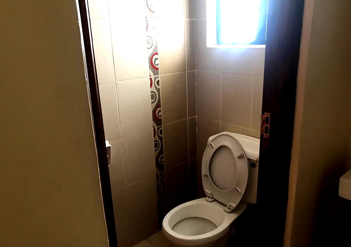 4-Bed Townhouse with Family Room & Fitted Kitchen - Lavington