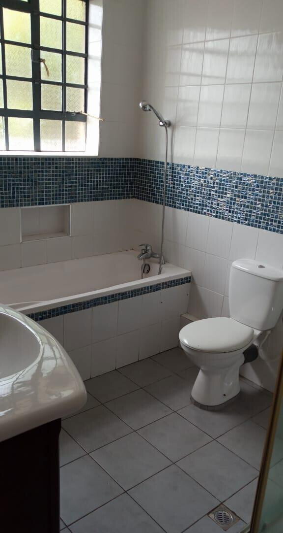 1/8 Acre Garden Home for KSh 220K