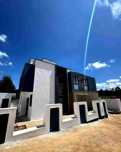 5BR Maisonette with DSQ & Office in Gated Estate - Kamangu