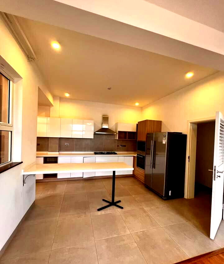 5-Ensuite Townhouse with Clubhouse & Gym - Lavington