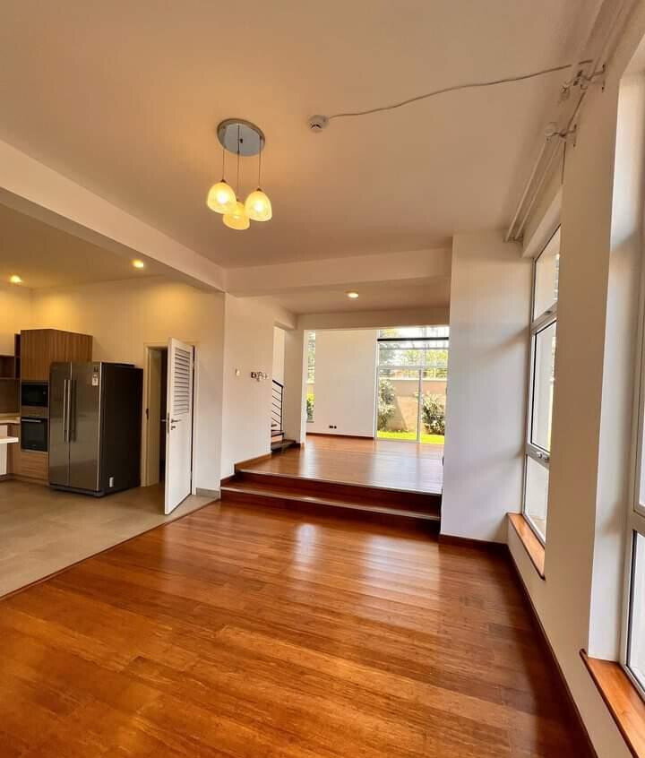 5-Ensuite Townhouse with Clubhouse & Gym - Lavington