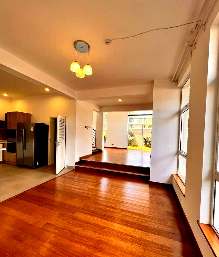 5-Ensuite Townhouse with Clubhouse & Gym - Lavington