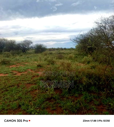 10 Acres 7km Kutoka Kwa Tarmac - Image 7