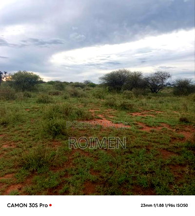 10 Acres 7km Kutoka Kwa Tarmac - Image 8