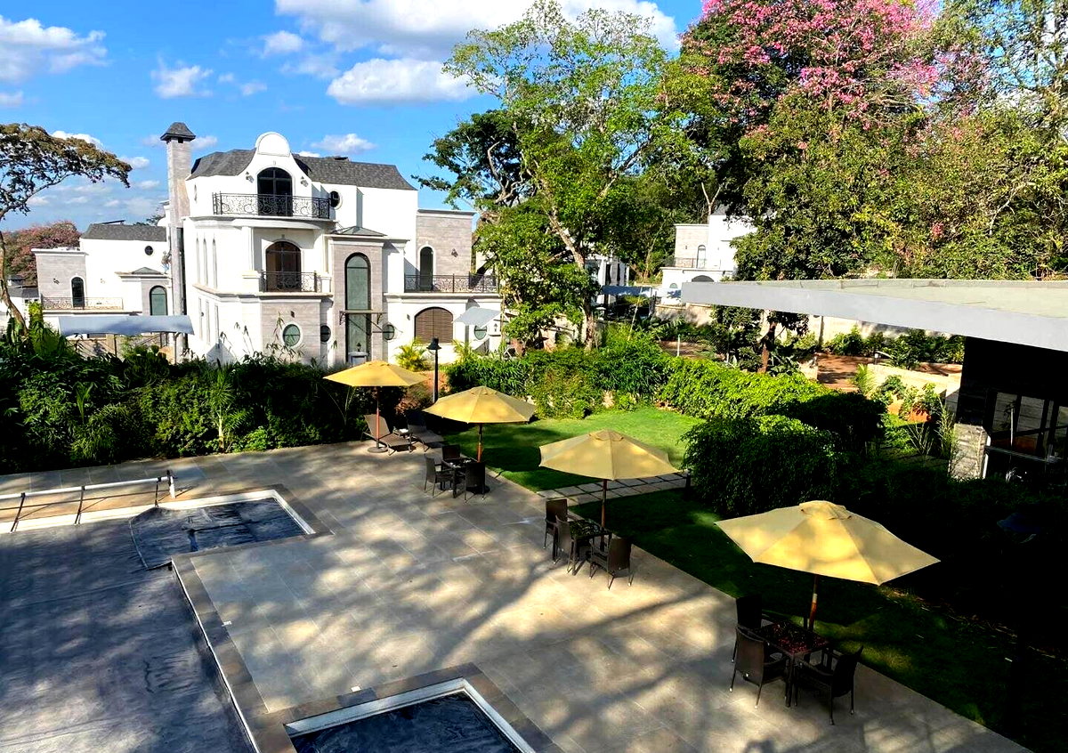 5-Ensuite Townhouse with Rooftop Terrace & DSQ - Loresho