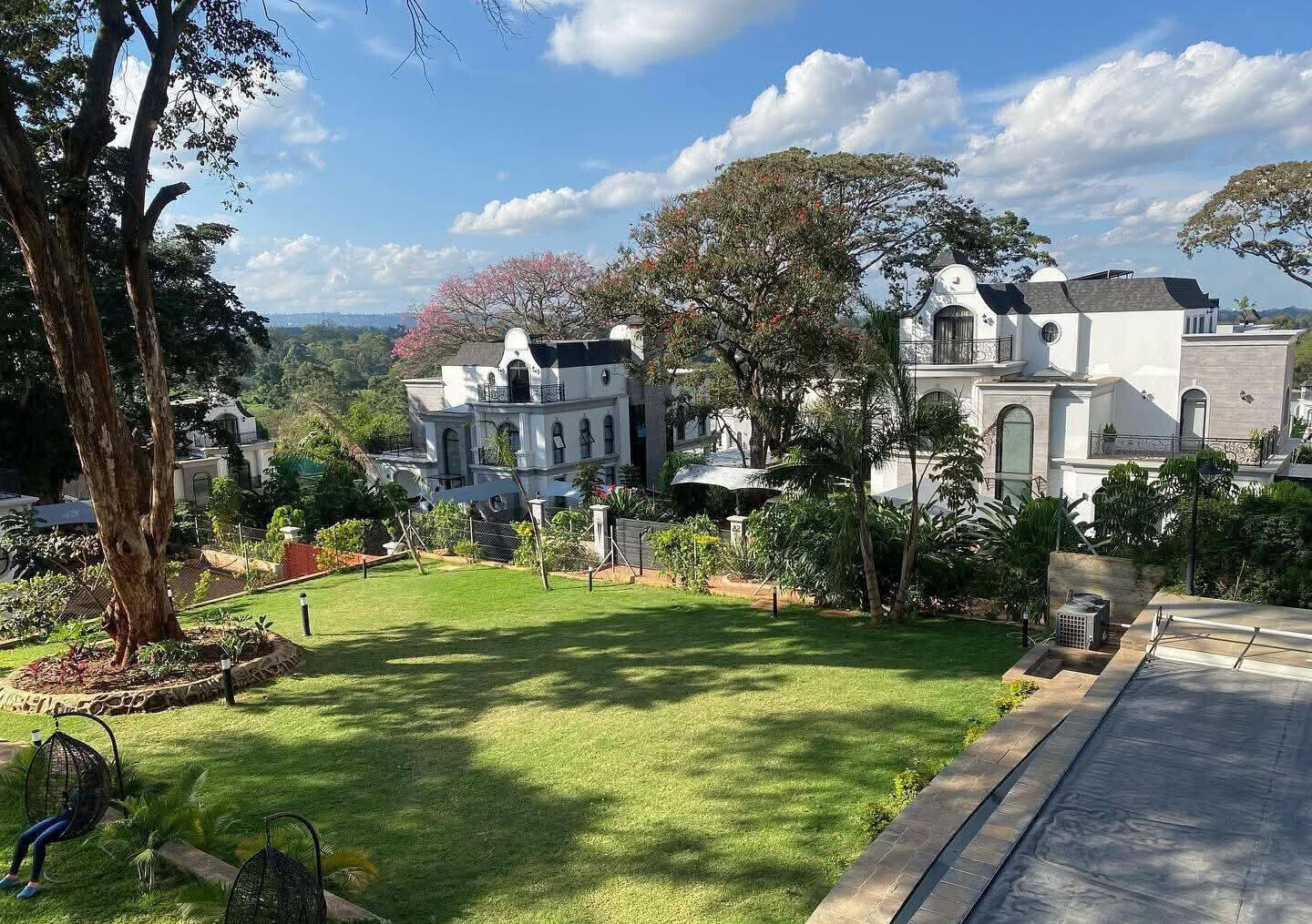 5-Ensuite Townhouse with Rooftop Terrace & DSQ - Loresho