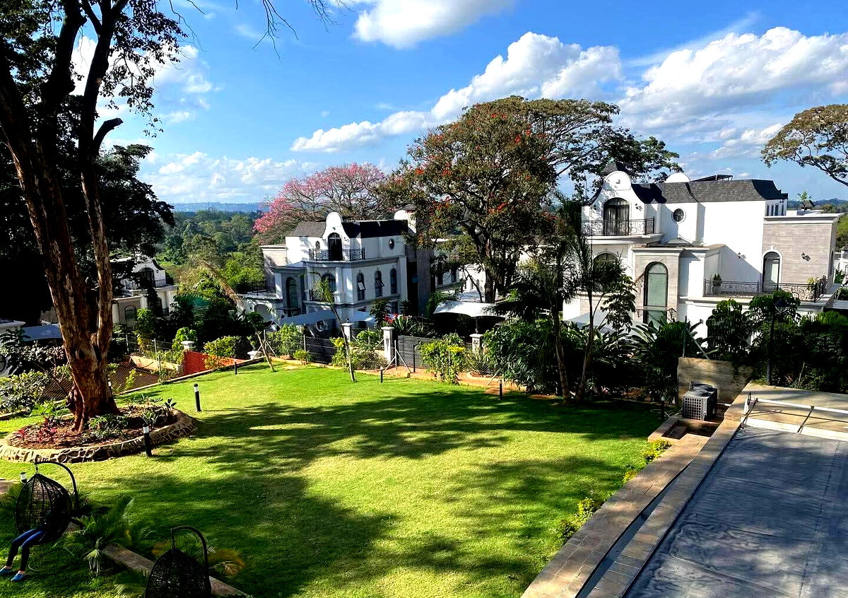 5-Ensuite Townhouse with Rooftop Terrace & DSQ - Loresho