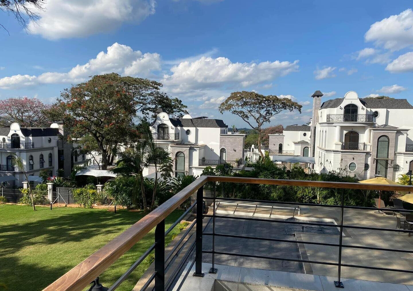 5-Ensuite Townhouse with Rooftop Terrace & DSQ - Loresho