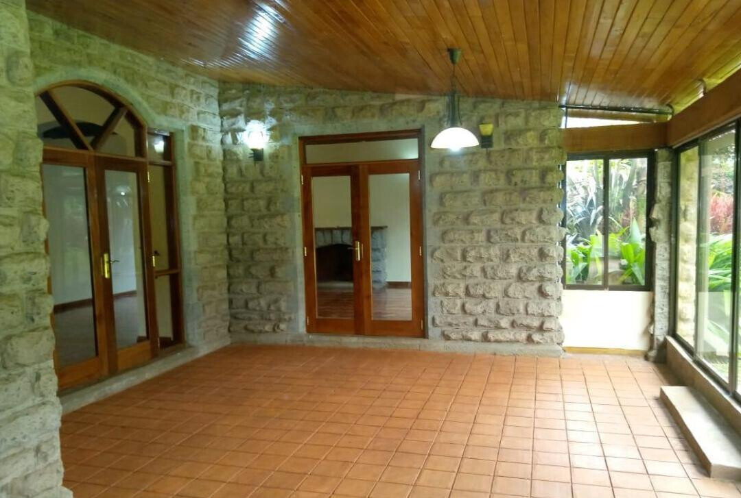 5-Ensuite Villa in Exclusive 10-Home Gated Estate – Karen