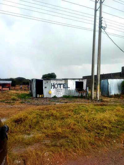 Commercial 1/4 Plot Touching Tarmac in Kitengela - Image 2