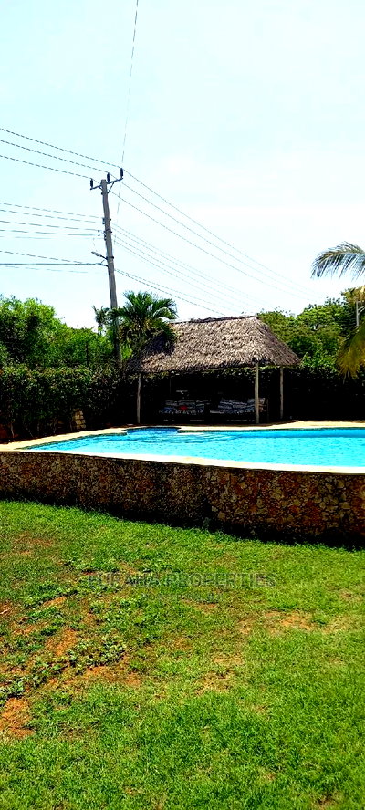 4bdrm Maisonette in Shanzu Serena for Sale - Image 3