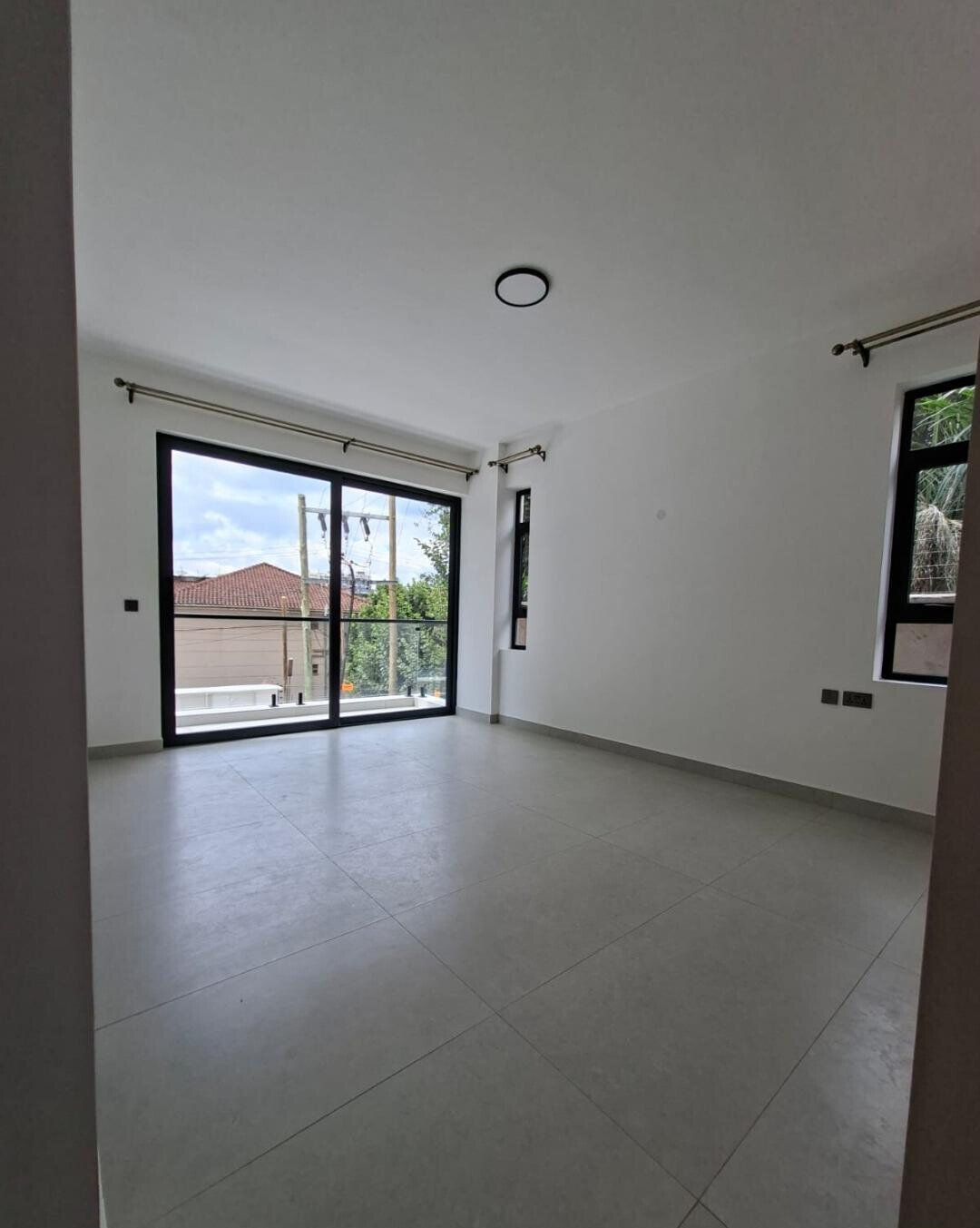 Executive 2BR with Modern Fitted Kitchen & Backup Systems - Westlands