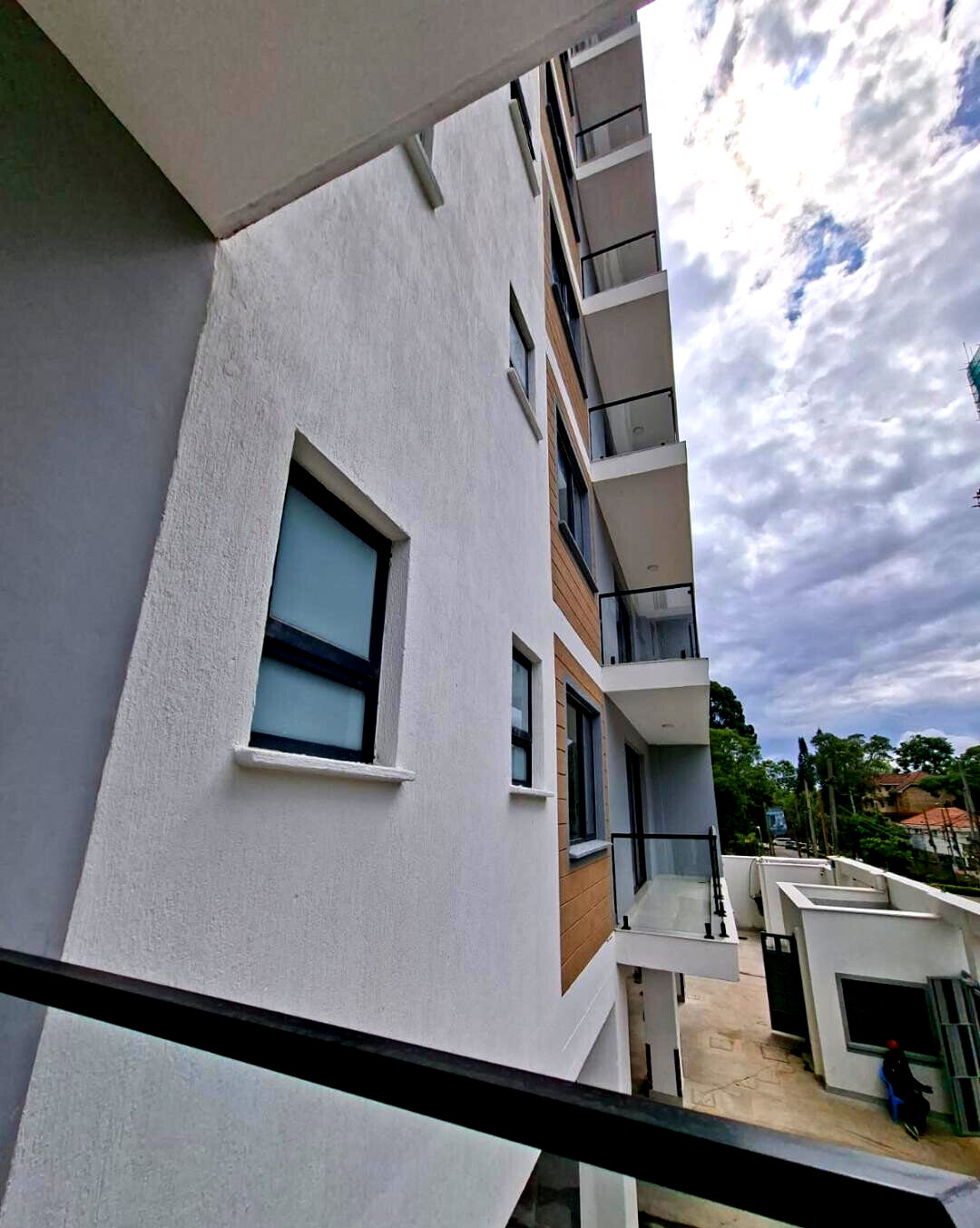 Executive 2BR with Modern Fitted Kitchen & Backup Systems - Westlands