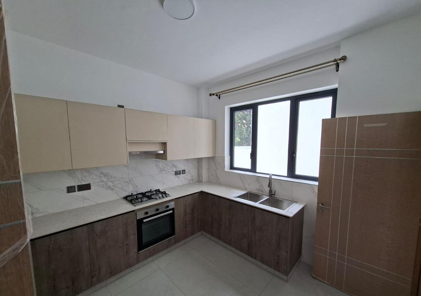 Executive 2BR with Modern Fitted Kitchen & Backup Systems - Westlands