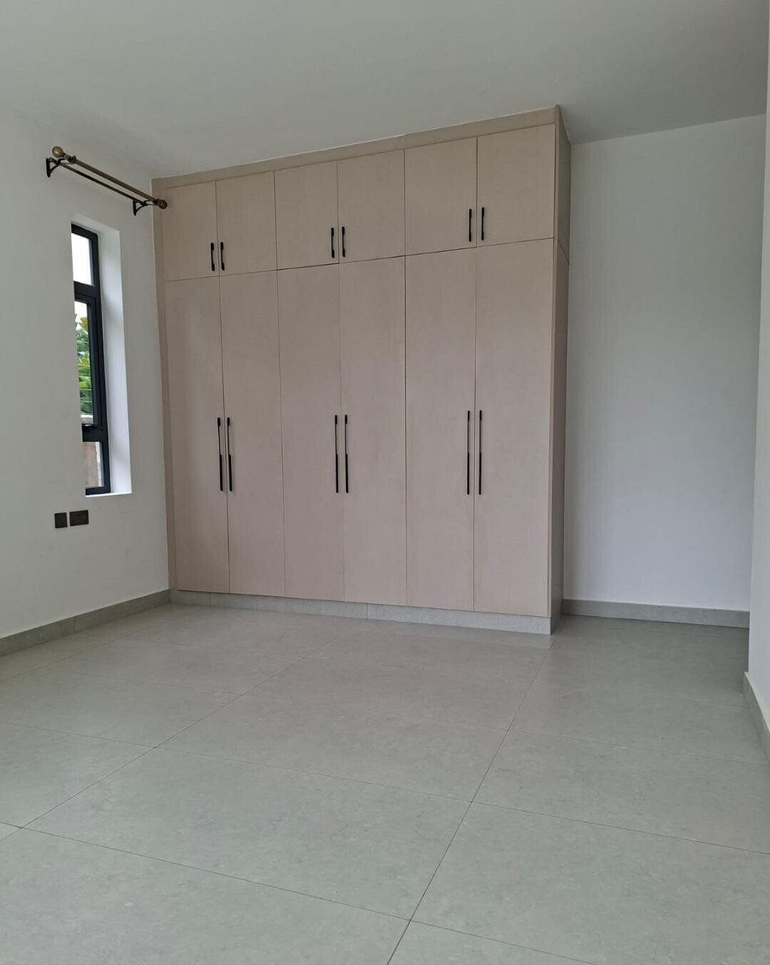 Executive 2BR with Modern Fitted Kitchen & Backup Systems - Westlands