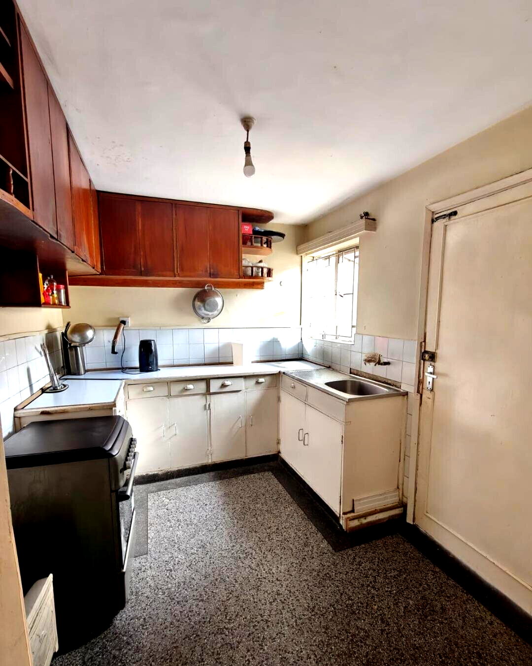 3BR Townhouse with DSQ & Master Ensuite - South C Gated Community