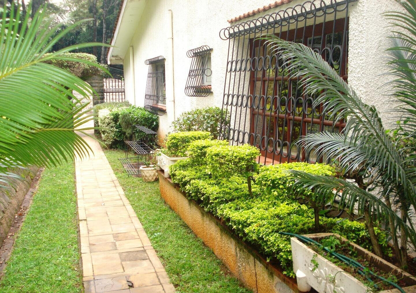 50x100 Plot 4BR Haven for KSh 520K
