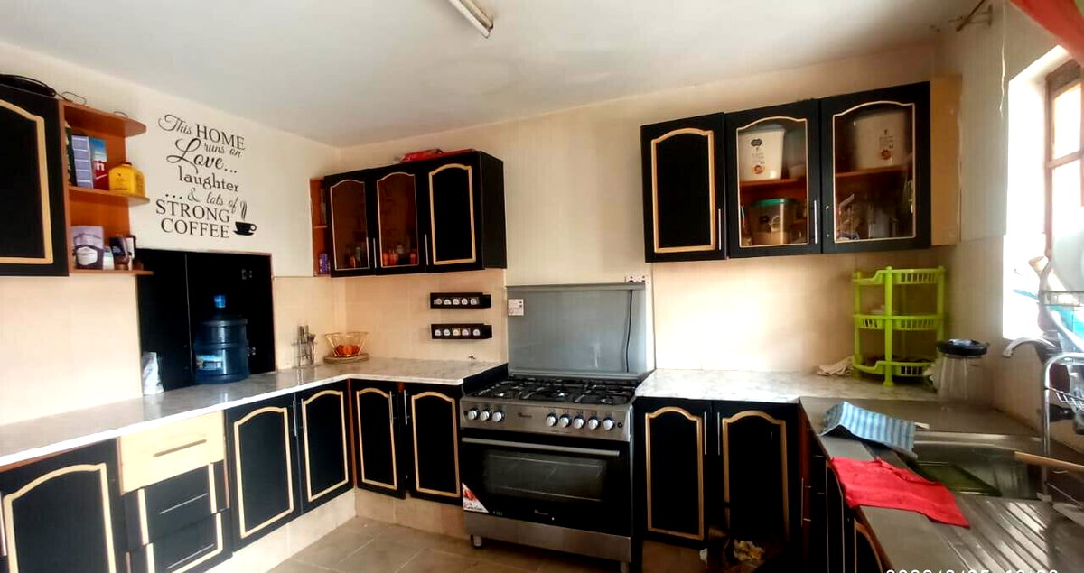 4BR All-Ensuite Maisonette with DSQ & Private Garden - Mombasa Rd