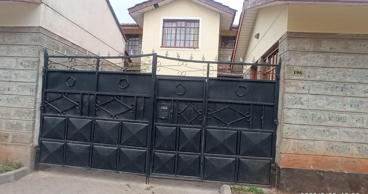 4BR All-Ensuite Maisonette with DSQ & Private Garden - Mombasa Rd