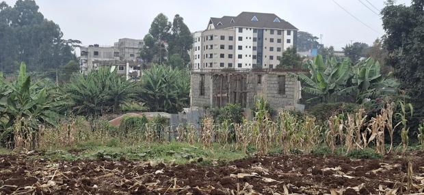 62x100 Available Plot for Sale in Gitaru