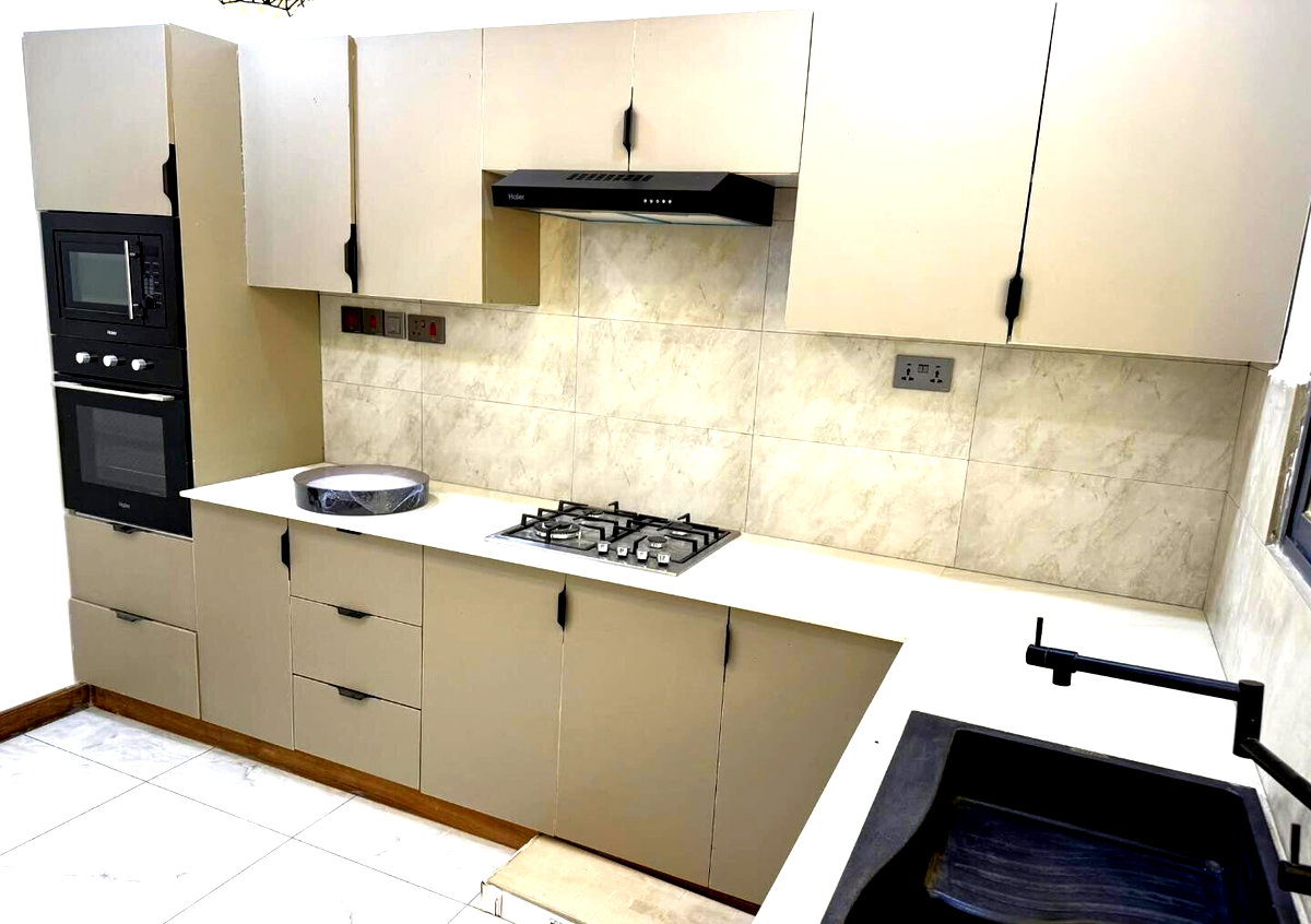 3BR All-Ensuite Apartment with Generator & Gym - Bombolulu, Nyali