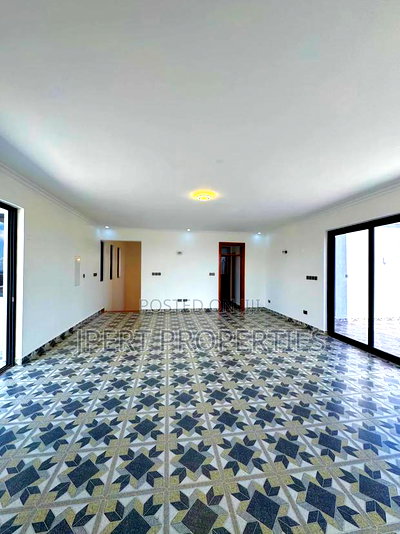 5bdrm Mansion in Tatu City, Ruiru for sale - Image 4