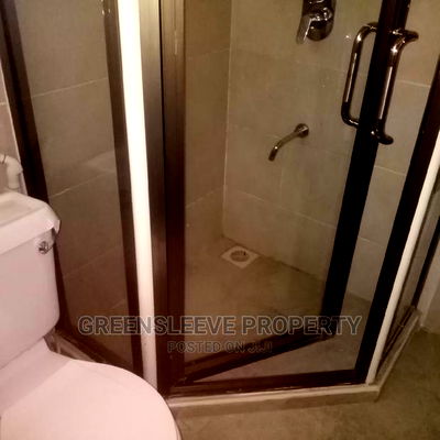 4bdrm Bungalow in Hardy for Rent - Image 6