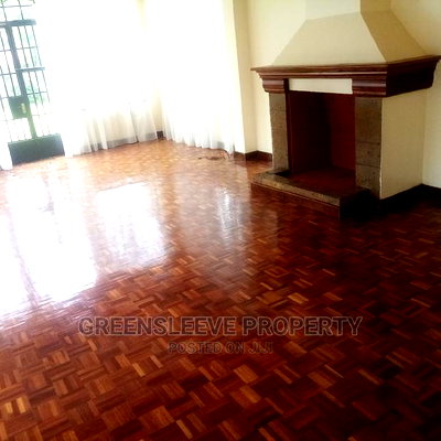 4bdrm Bungalow in Hardy for Rent - Image 14