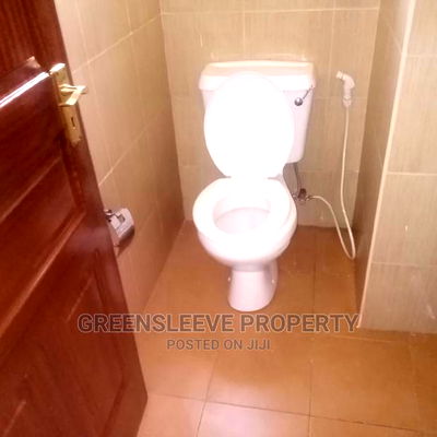 4bdrm Bungalow in Hardy for Rent - Image 12