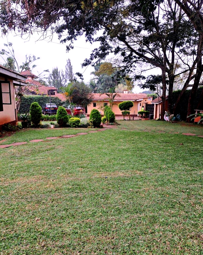 4BR Bungalow on Half-Acre Corner Plot with Private Office Wing - Kitisuru