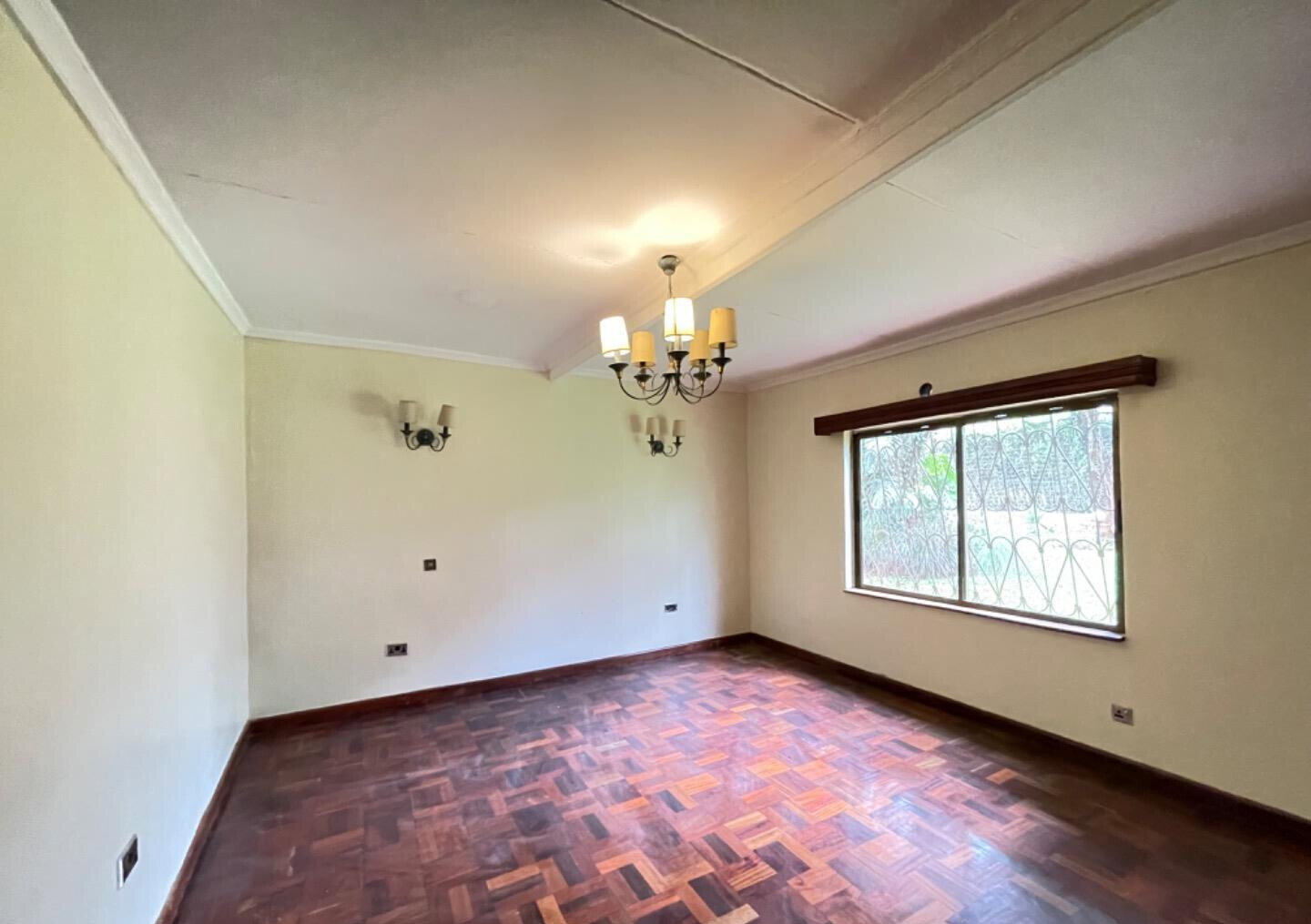 Half Acre Garden Home at KSh 320K