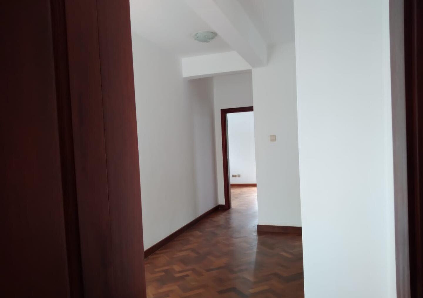 5-Ensuite Townhouse with Perimeter Wall Security - Lavington