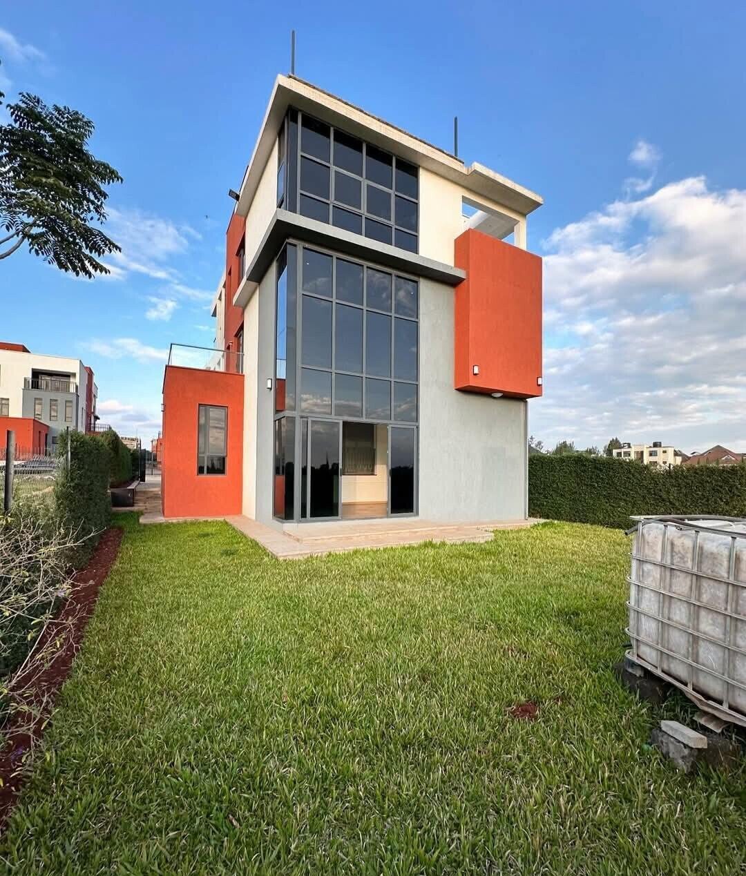 4BR En-Suite Villa with Solar Heating - Membley, Ruiru