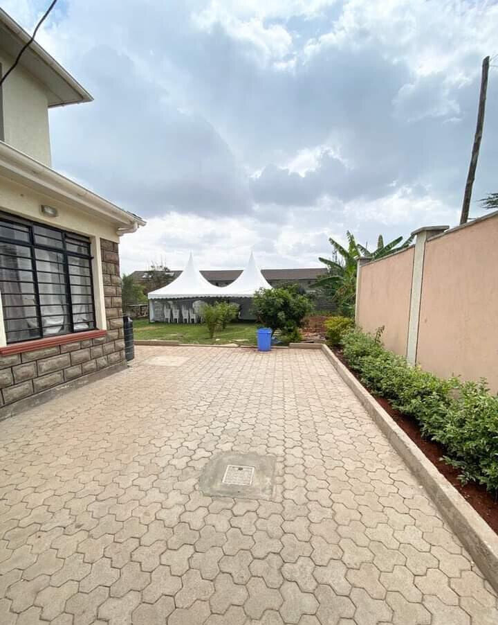 Quarter-Acre Mansion with Mature Garden - Syokimau