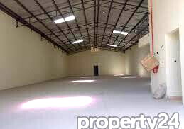 50x100 Warehouse with Parking for KSh 18M