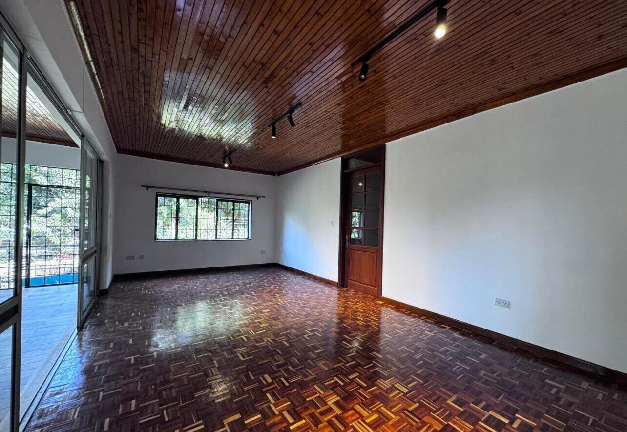 Half Acre 4BR Haven for KSh 350K
