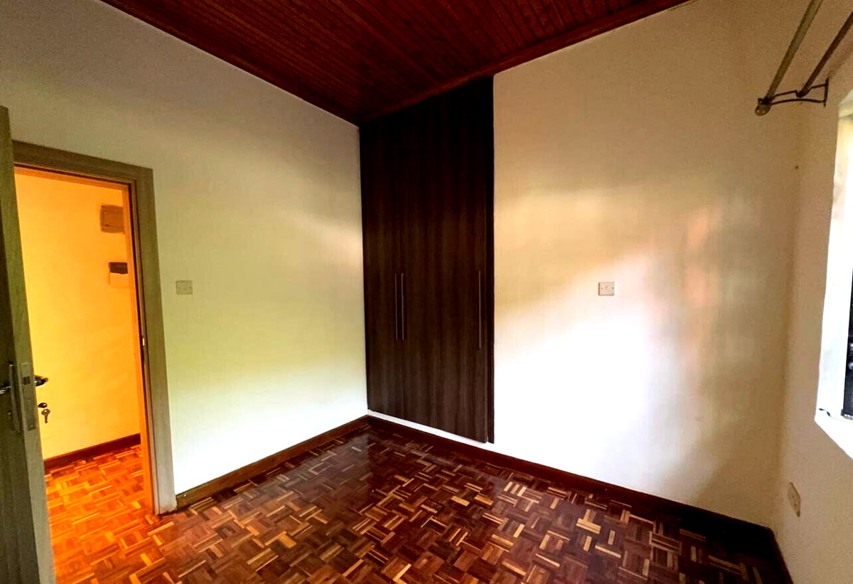 Half Acre 4BR Haven for KSh 350K