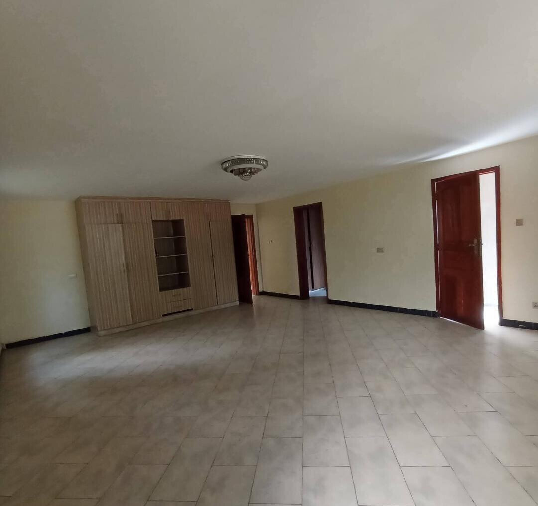 5BR Garden Home with Parking at KSh 75K