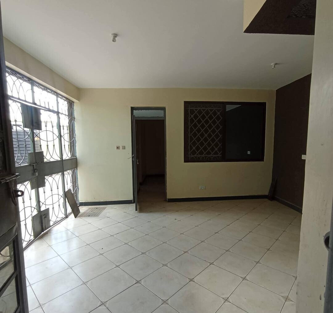 5BR Garden Home with Parking at KSh 75K