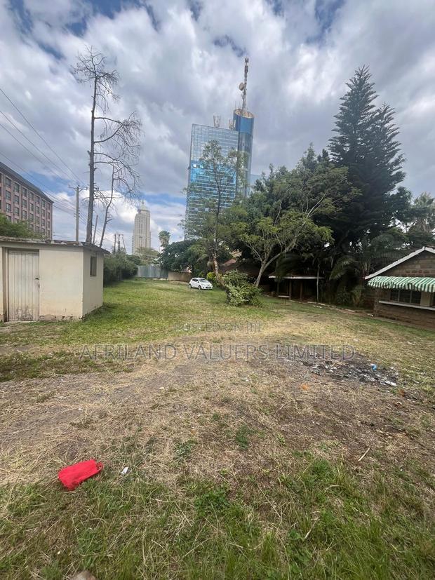 1 Acre Land for Sale in Upperhill