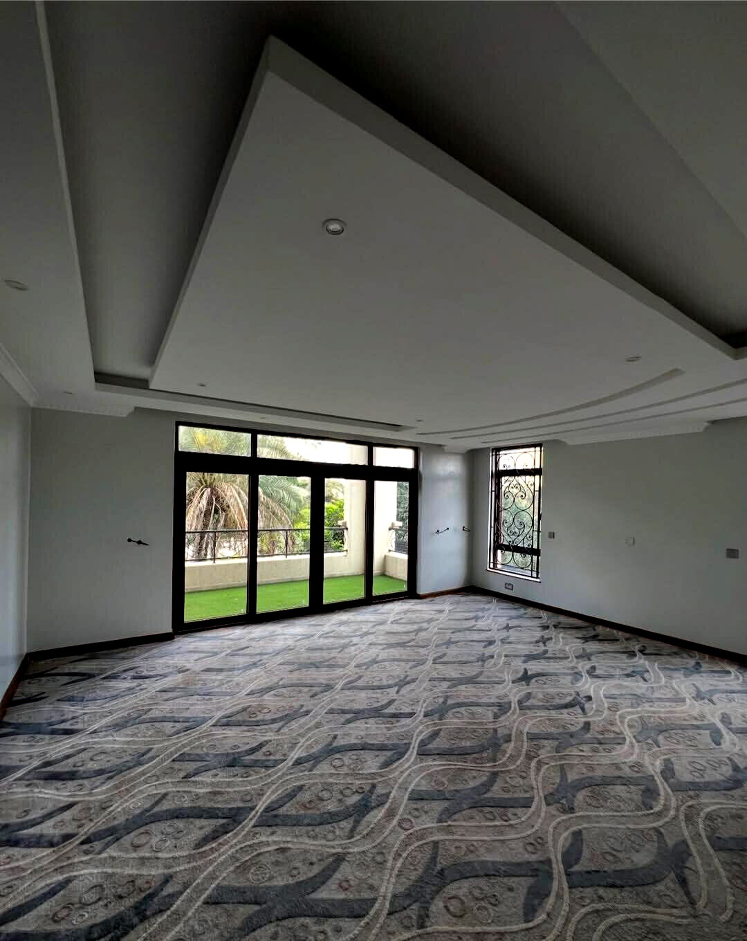 Corner Unit 5-Ensuite Townhouse with Solar - Lavington