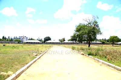 Plots for Sale Mtwapa 40x80 at KSHS 2.75 Million (Negotiable) - Image 2