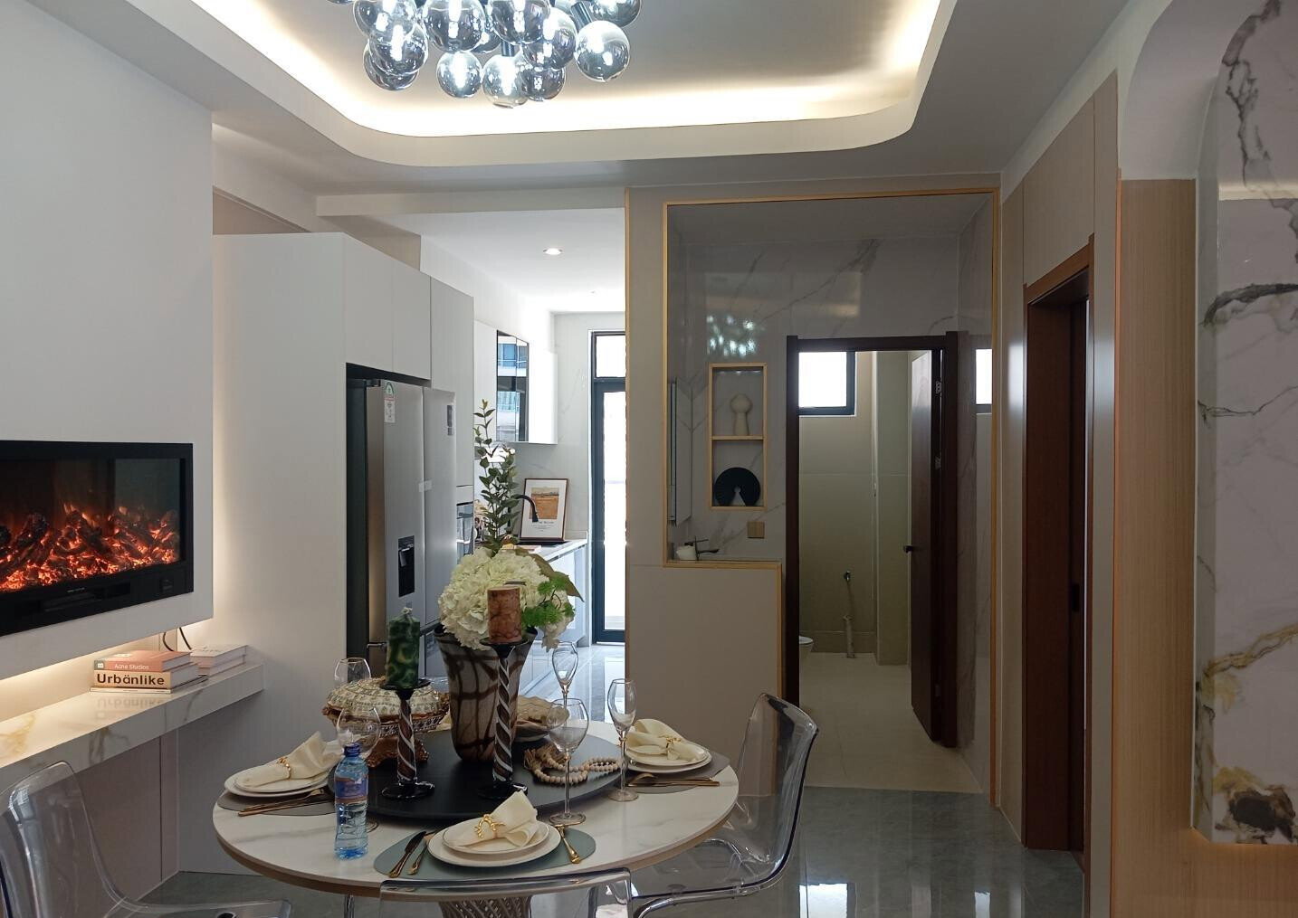 3BR Duplex with Smart Home Tech & Heated Pool - Westlands