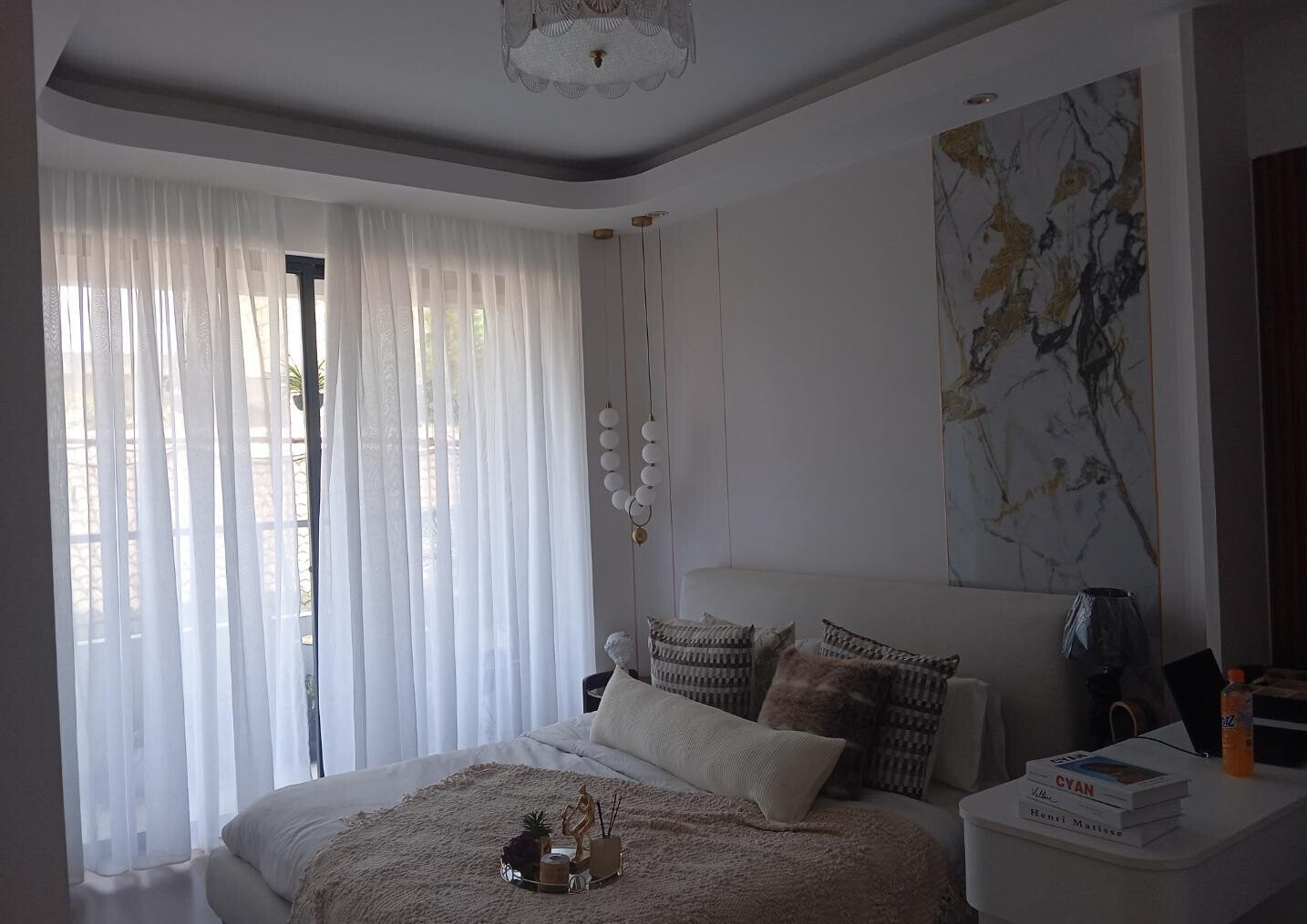 3BR Duplex with Smart Home Tech & Heated Pool - Westlands