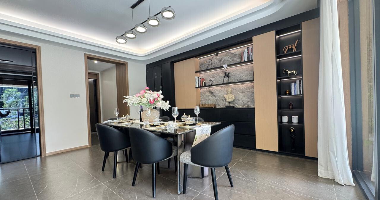 4BR + DSQ with Heated Pool & Cinema - Muthangari