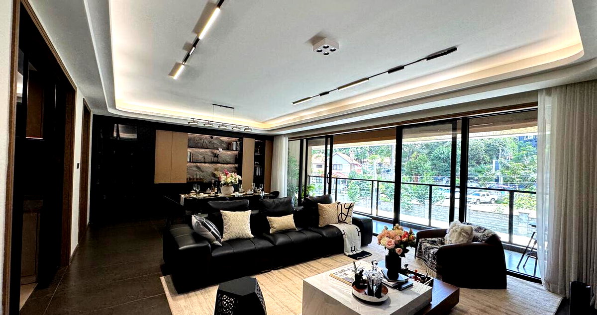 4BR + DSQ with Heated Pool & Cinema - Muthangari