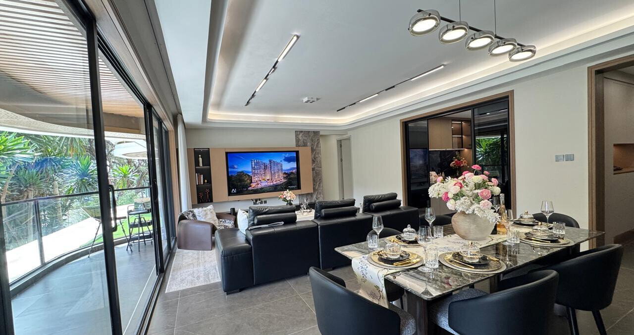 4BR + DSQ with Heated Pool & Cinema - Muthangari