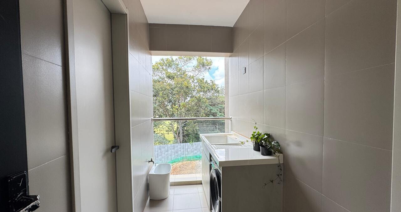 4BR + DSQ with Heated Pool & Cinema - Muthangari