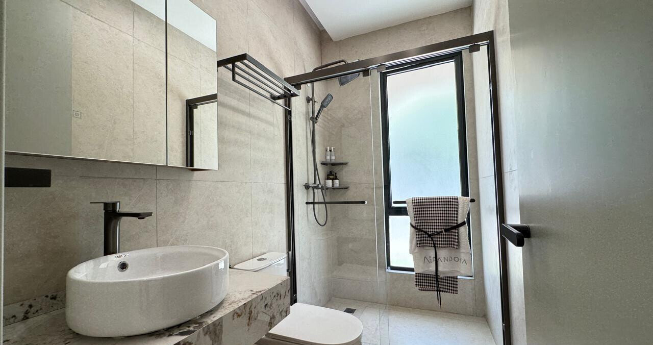 4BR + DSQ with Heated Pool & Cinema - Muthangari