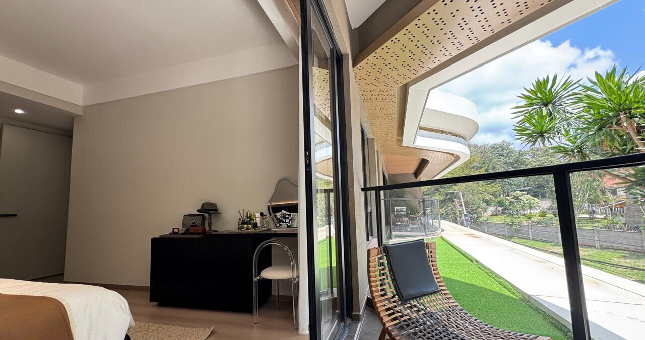4BR + DSQ with Heated Pool & Cinema - Muthangari